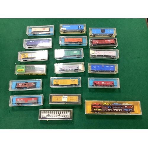 102 - Nineteen N Gauge Boxed American Outline Freight Wagons by Aurora, Atlas, Life-Like and other, boxed.