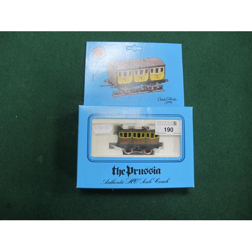 190 - A Boxed Bachmann HO Gauge The Prussian Vintage Coach.