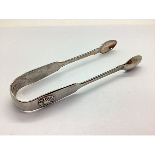 66 - A Pair of Victorian Hallmarked Silver Sugar Tongs, F.H, London 1893, with shell accents in relief (5... 