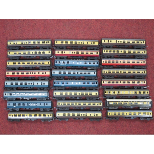 261 - A Quantity of Triang TT Model Railway including Twenty Coaches, Two Merchant Navy Class Locomotives.... 