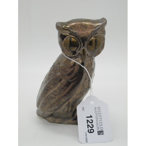 1229 - An Anita Harris Handpainted Model of an Owl, in golden/bronze, gold signed, 12cm high.