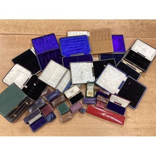 146 - An Assortment of Vintage Presentation Boxes, to include ring box, brooch, wristwatch, cufflink, teas... 