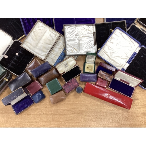 146 - An Assortment of Vintage Presentation Boxes, to include ring box, brooch, wristwatch, cufflink, teas... 