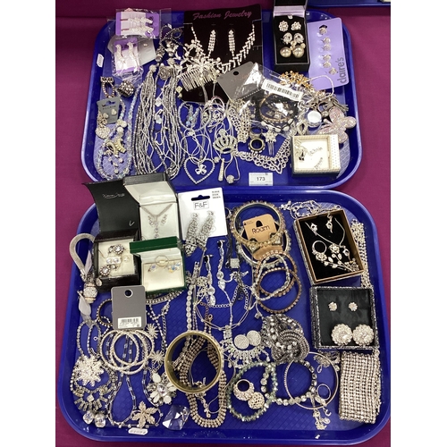 173 - An Assortment of Modern Costume Jewellery :- Two Trays