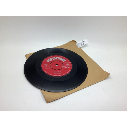 534 - the Beatles - Love Me Do (Parlophone 45-R4949, 1962), red label original release with 'Made In Gt. B... 