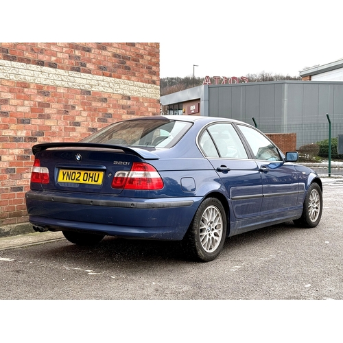 1001 - 2002 [YN02 OHU] BMW 3-Series (E46) 320i SE 4-door saloon in metallic blue, 2.2 SE Automatic, MOT exp... 