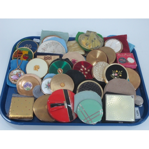 1295 - A Collection of Vintage Powder Compacts, mirrors etc:- One tray.