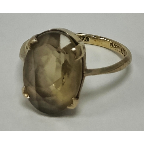 46 - A 9ct Gold Single Stone Ring, oval claw set to centre between slim tapered band (finger size M1/2), ... 