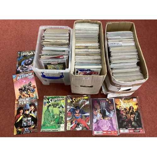 327 - Approximately Four Hundred and Fifty Modern Comics by DC, Valiant, Image and other including Dreadst... 