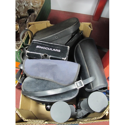 1060 - Binoculars- Helios 10 x 50cm, Swift 8 x 40cm, Bresser 10 x 50cm, Saklira 10 - 80 x 100cm, etc, (Six)... 