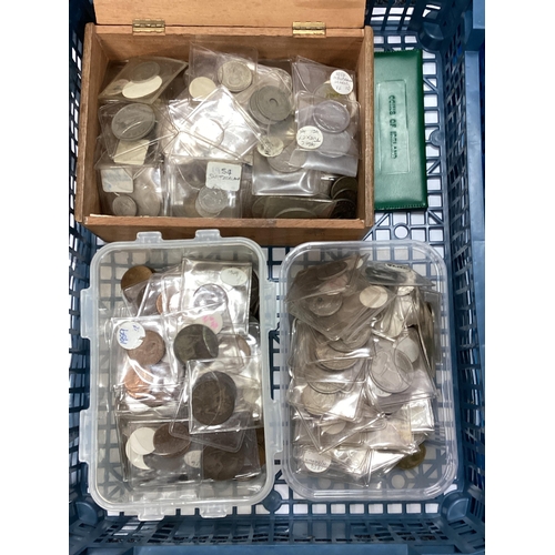 405 - Large Collection Of GB And World Coinage, including GB Pennies, Half Pennies, Half Crowns, commemora... 