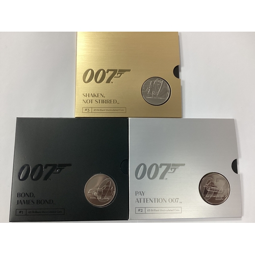 558 - 2020 Royal Mint James Bond 007 Bunc £5 Three Coin Set.