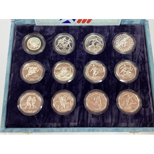 575 - Royal Mint 1986 Scotland Commonwealth Games Silver Proof Twelve Coin Collection, total weight 327g, ... 