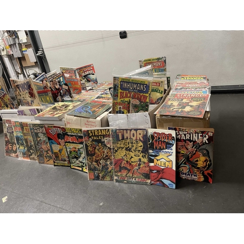 356 - Approximately One Thousand Five Hundred (1500), American Comics 1960s - Modern. By Marvel, DC, Image... 