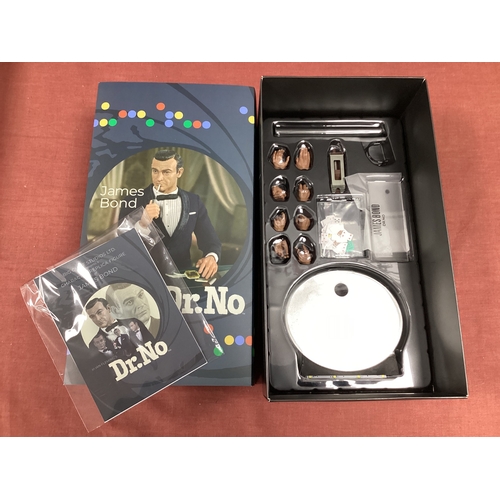 569 - A Big Chief Studios Ltd 1:6th Scale James Bond Dr. No Collector Figure, No. 0211 of 2000, one empty ... 