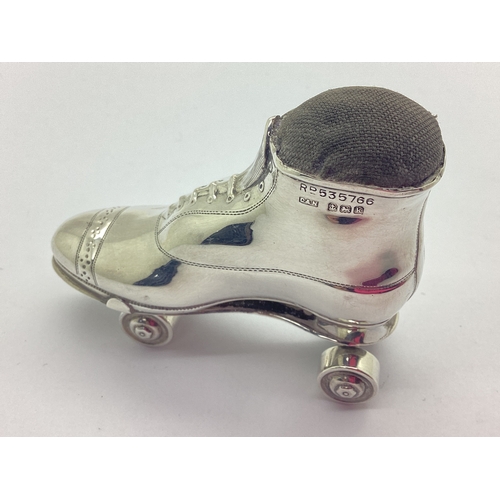 132 - An Edwardian Novelty Pin Cushion in The Form of A Roller Boot, Crisford & Norris, Birmingham 1909, r... 