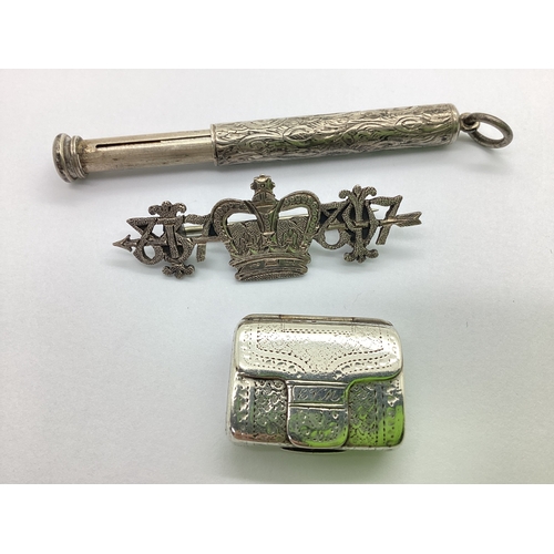 137 - A Hallmarked Silver Vinaigrette, JL, Birmingham possibly 1817, in the form of a satchel, allover dec... 