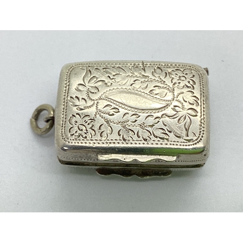 140 - A XIX Century Hallmarked Silver Vinaigrette, T&WS, Birmingham 1823, of small rectangular form, prick... 