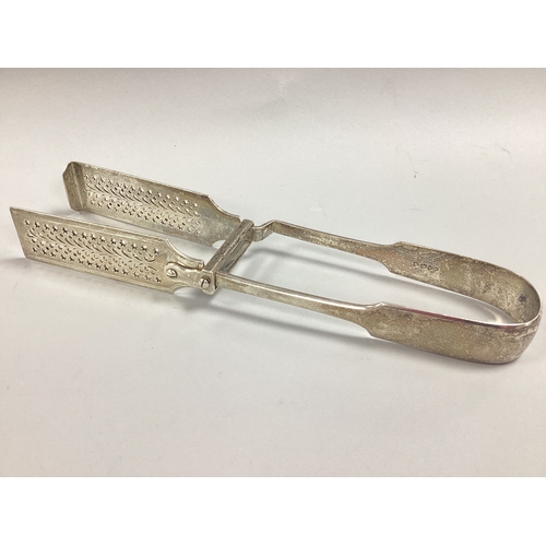 81 - A Pair of Victorian Hallmarked Silver Asparagus Tongs, WE, London 1840, of plain design with decorat... 