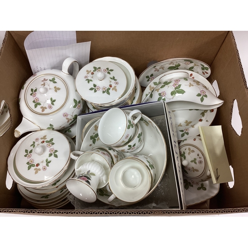 1149 - Wedgwood 'Wild Strawberry' Table China of approximately seventy-nine pieces including two tureens, t... 