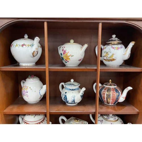 1182 - Franklin Mint Victoria & Albert Porcelain Teapot Collection (12), including Meissen, Worcester, Bow,... 