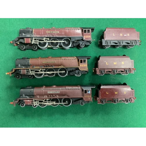 652 - Three Hornby Dublo 00 gauge three rail Duchess class locomotives in LMS Red, playworn with some evid... 