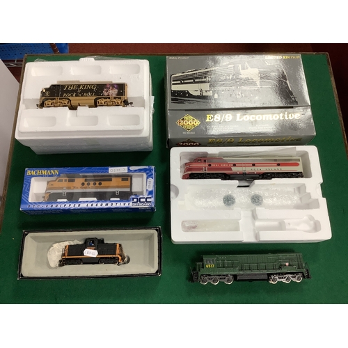 655 - Five 'HO' Gauge U.S.A Outline Diesel Locomotives, comprising a unboxed Rivarossi Co-Co GE-U25C 