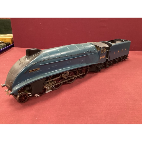 875 - A 'O' Gauge/7mm Kit Built Class A4 4-6-2 Steam Tender Locomotive, L.N.E.R blue 