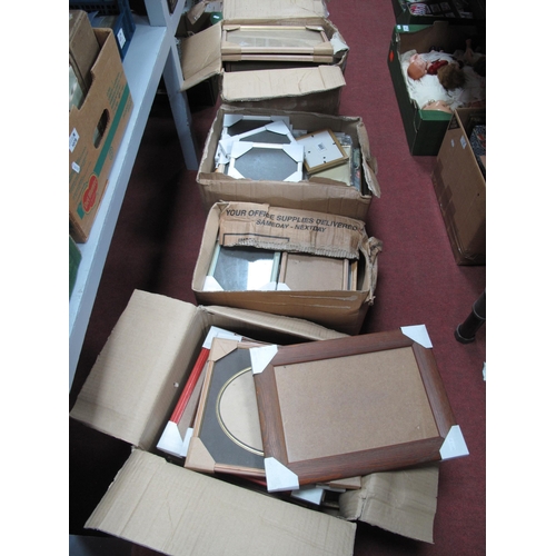 1089 - Picture/Photograph Frames, large quantity:- Four Boxes.
