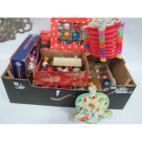 1113 - A Large Quantity of Vintage Christmas Baubles, mostly boxed