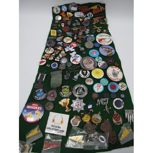 1281 - Lapel Badges - to include enamel 'Retford Bowls League Clarks, Miners Strikes, Halifax Aquarist, Can... 