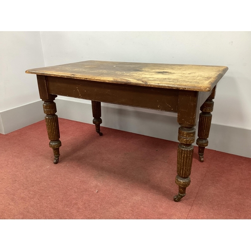 1507 - A XIX Century Pine Table, with rectangular top on turned, reeded supports, 120cm wide.