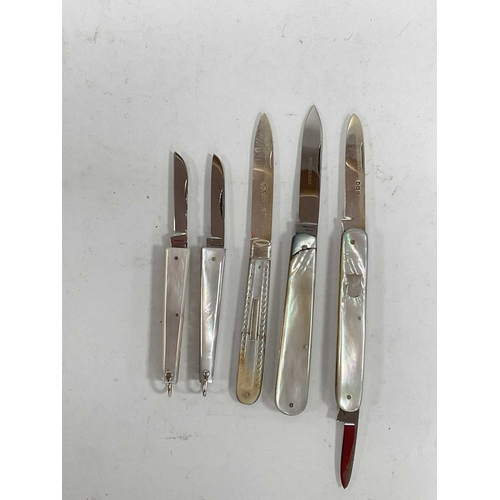 1298 - Penknives: mother of pearl handled two-blade knife with a 1914 silver blade hallmarked Sheffield, an... 