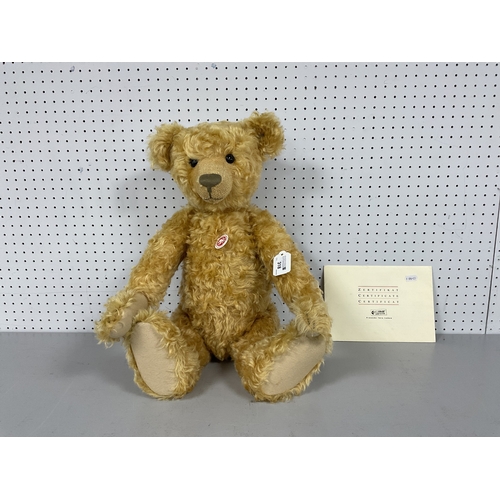 Lot 318       