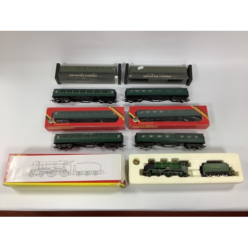 An OO gauge Southern Railway express train comprising a boxed Hornby ...