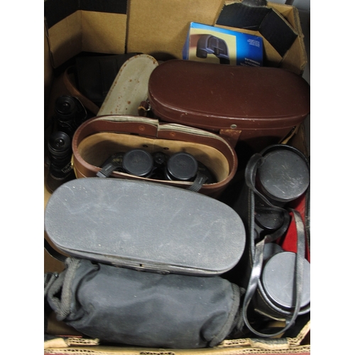 1089 - Binoculars; Swift Audubon 8.5x44, Carl Zeiss Jena 10x50w, Prinzlux 10x50, Mark Scheffel 20x50 variou... 