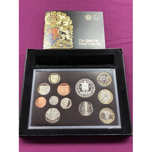 101 - 2009 Royal Mint UK Proof Coin Set, includes the Kew Gardens 50p, cased with a certificate of authent... 