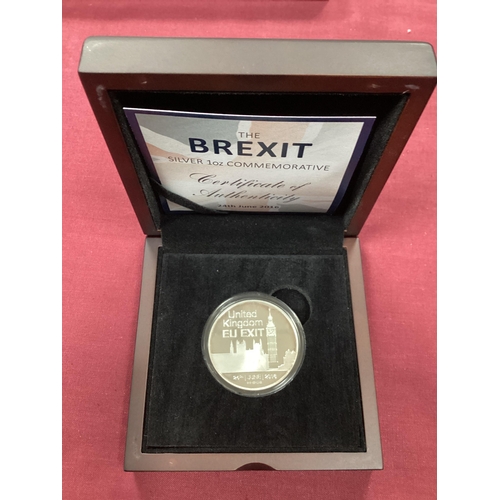 110 - Kensington Mint 'For Generations To Come' 1935 George V Nine Coin Set, includes a silver Crown, Half... 