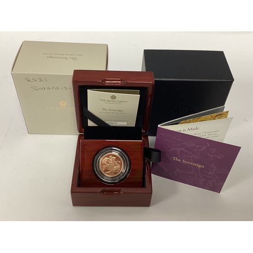 237 - 2021 Royal Mint QEII Gold Proof Sovereign, cased with a certificate of authenticity.