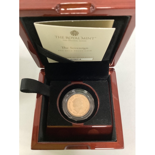 237 - 2021 Royal Mint QEII Gold Proof Sovereign, cased with a certificate of authenticity.