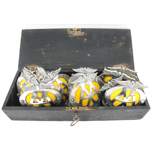 1435 - AA Vintage Chrome Car badges, including 8A98666, OW30731, 2C81646 (13).