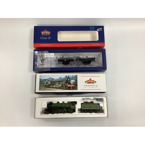926 - Two boxed Bachmann 00 gauge locomotives: a 3F 0-6-0 (ref 31-626A) box marked 