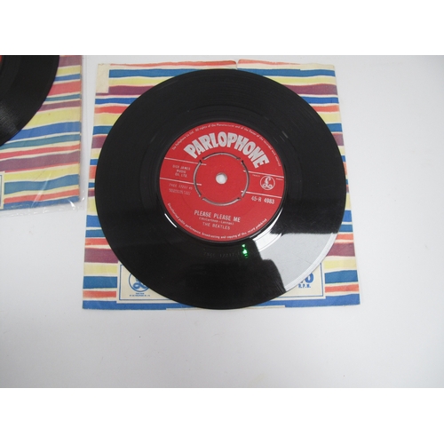 822 - The Beatles Red Label 7