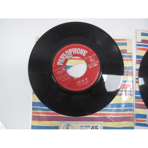 822 - The Beatles Red Label 7