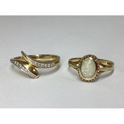 62 - A Modern 9ct Gold Twist Style Ring, with inset highlights (finger size Q); Together with An Oval Sin... 