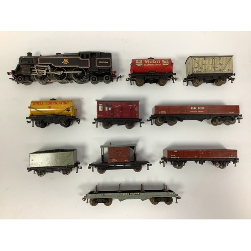 446 - A Hornby Dublo 3-Rail 'OO'Gauge 4MT 2-6-4 Locomotive, BR Black, R/No. 80954, together with nine item... 