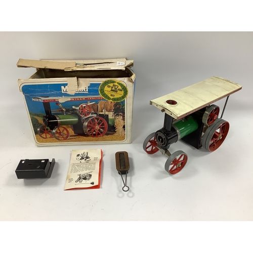 673 - A Mamod Live Steam No TE1a - Traction Engine, some signs of wear and missing steering rod spring, bo... 