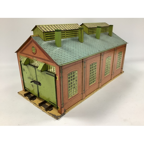 675 - A Pre-War Hornby 'O' Gauge No 2 Clockwork Engine Shed, with vents, appears complete, playworn, unbox... 