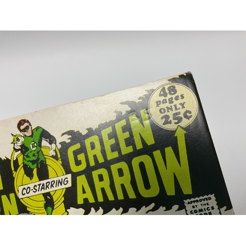 952 - DC comics Green Lantern #87, 25 cents (1971). Key issue Second appearance of Guy Gardner and First a... 