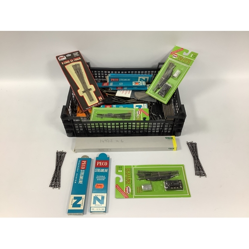 363 - Approximately Thirty-Five 'N' Gauge Points, (several boxed) by Peco, Atlas, Model Power and others, ... 